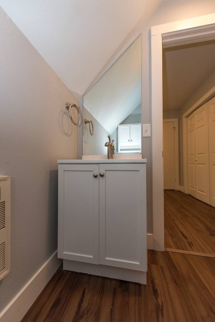Apartment for rent at 1402-1406 SW 12th Ave, Portland, OR 97201