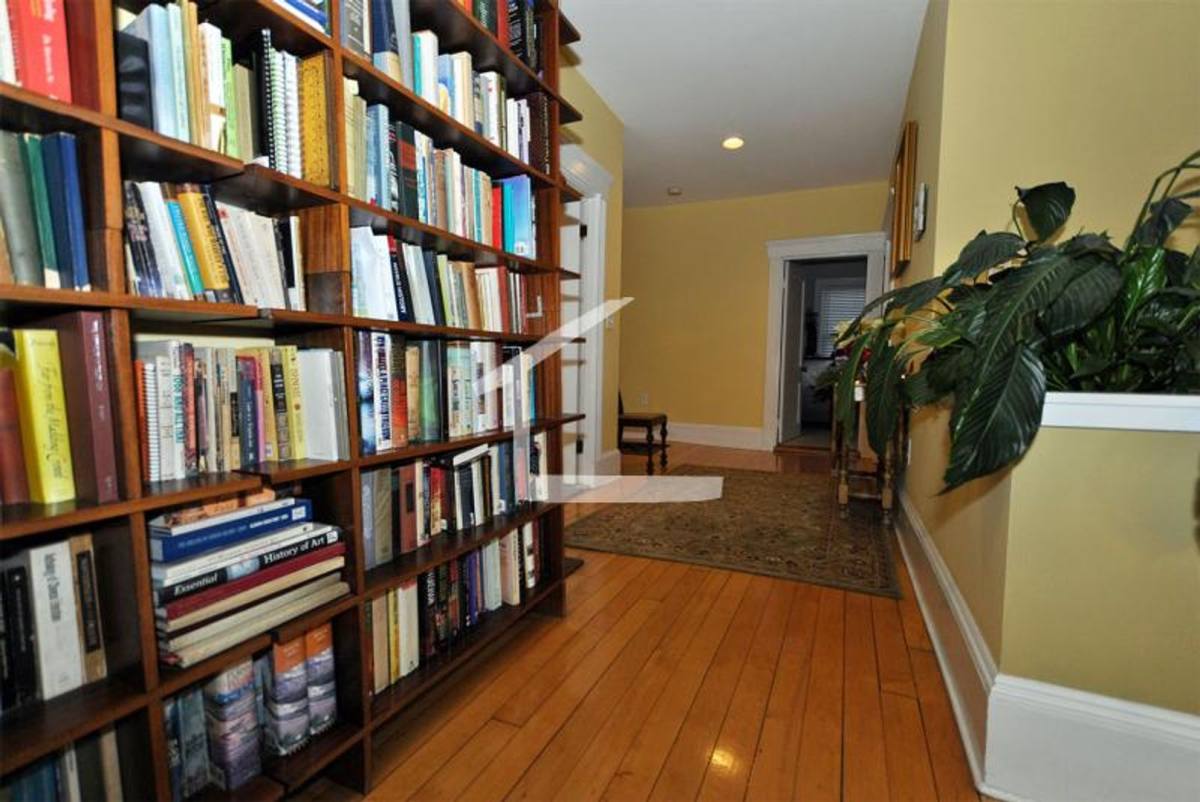 Apartment for rent at 1157 Commonwealth Ave #4, Allston, MA 02134