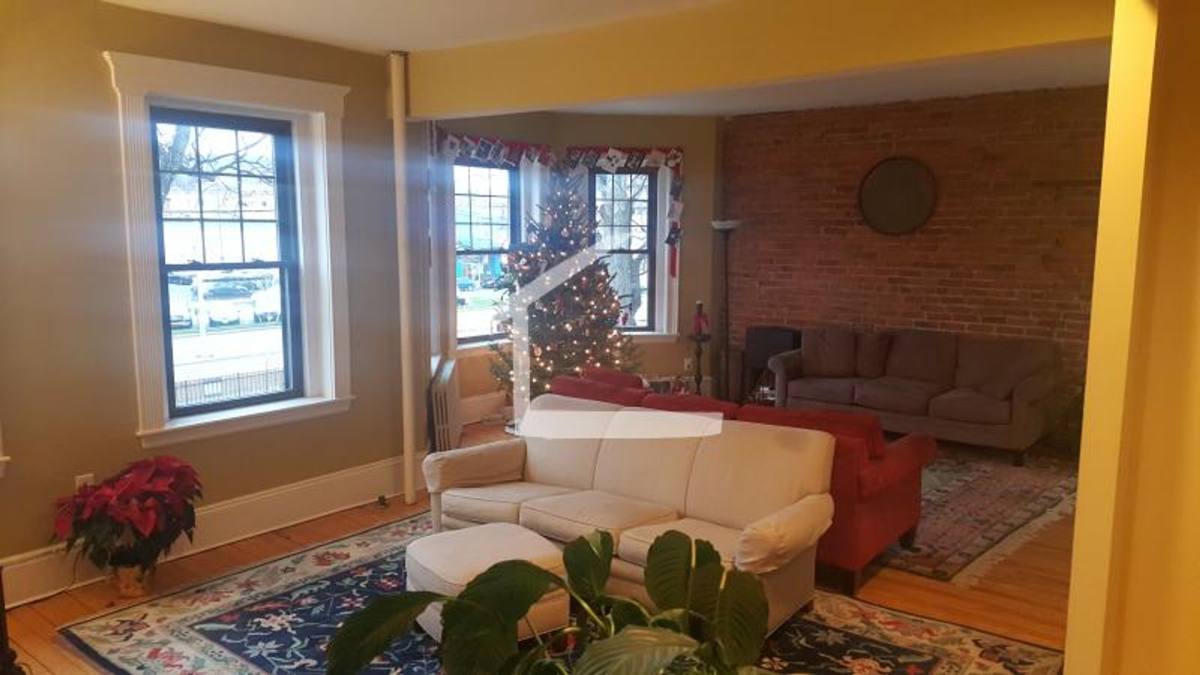 Apartment for rent at 1157 Commonwealth Ave #4, Allston, MA 02134