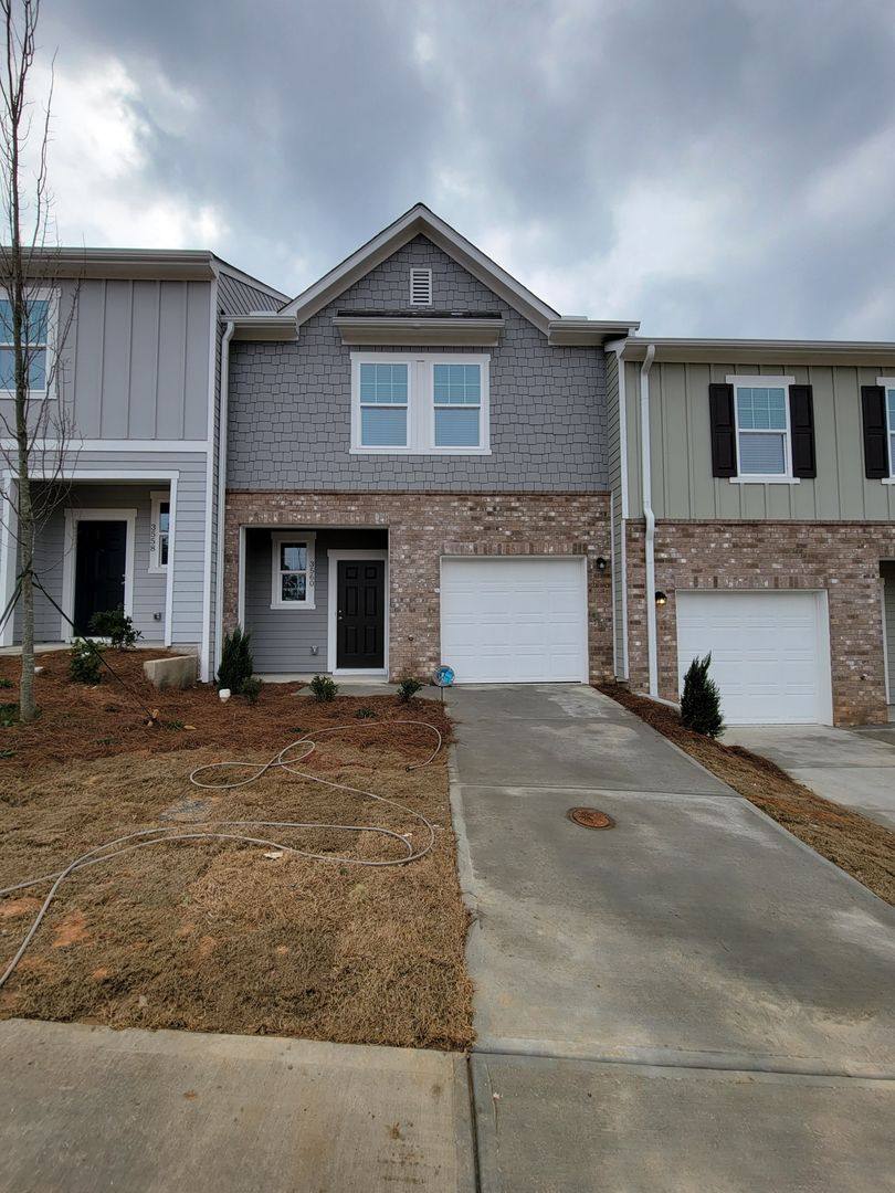 Townhouse for rent at 3560 Eagle Court, Atlanta, GA 30331