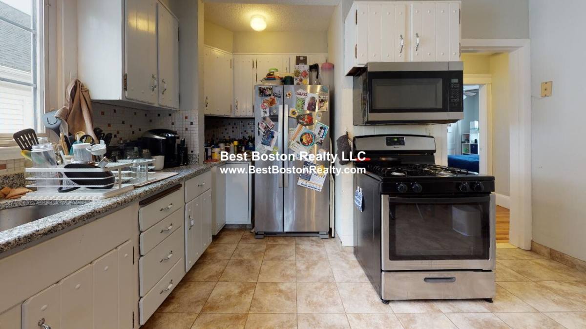 Apartment for rent at 38 Sterling St #2, Somerville, MA 02144