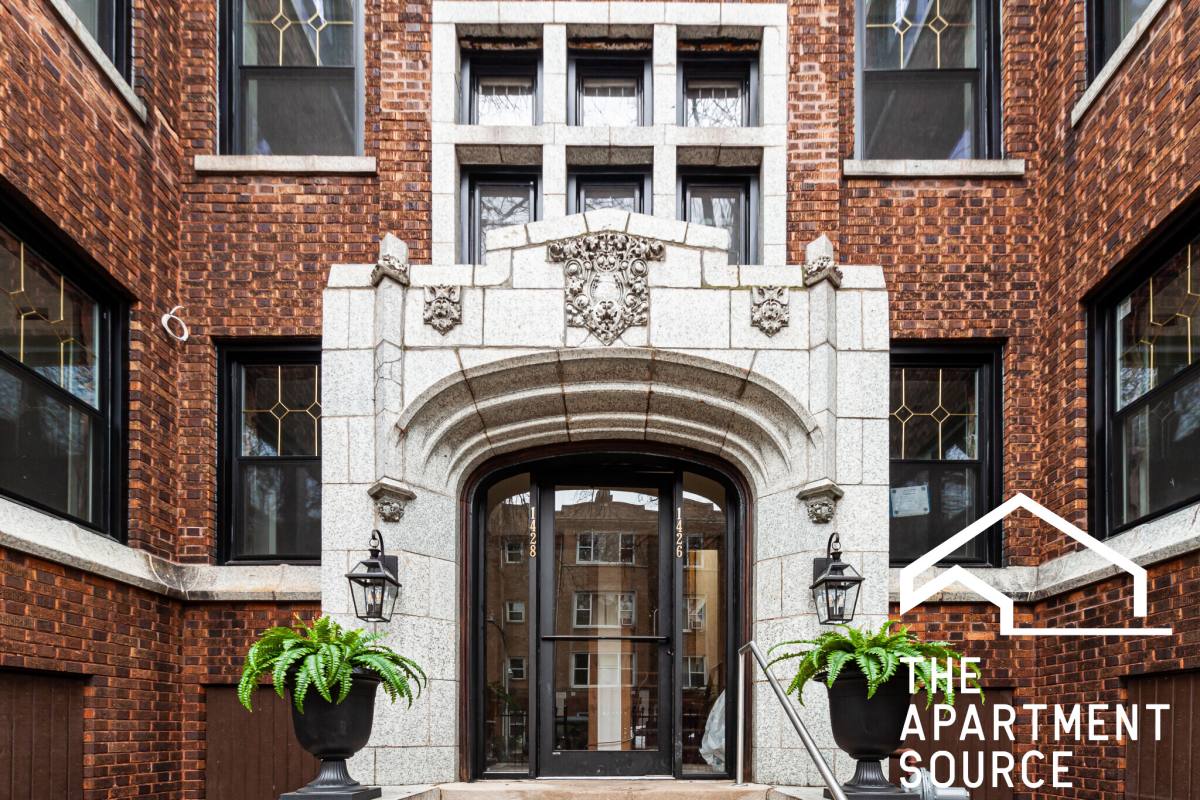Apartment for rent at 1428 W Jonquil Terrace #3, Chicago, IL 60626