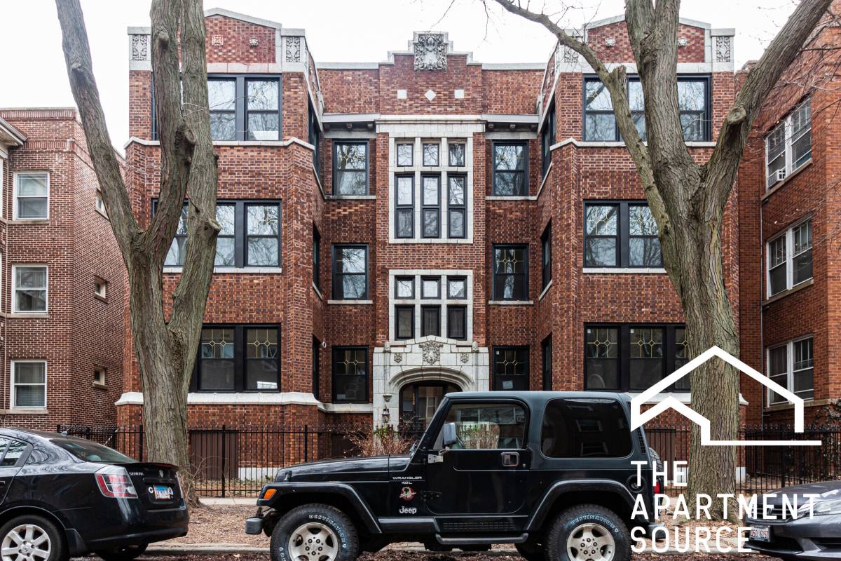 Apartment for rent at 1428 W Jonquil Terrace #3, Chicago, IL 60626