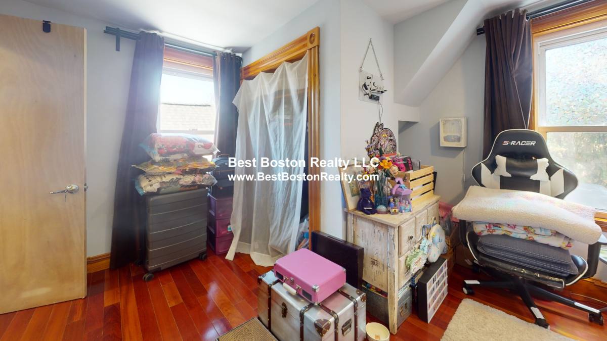 Apartment for rent at 18 Nashua St #2, Somerville, MA 02143