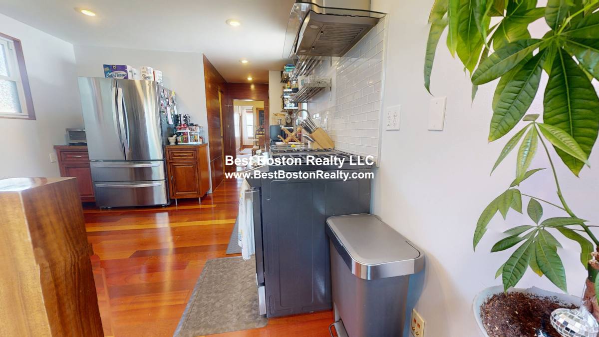 Apartment for rent at 18 Nashua St #2, Somerville, MA 02143