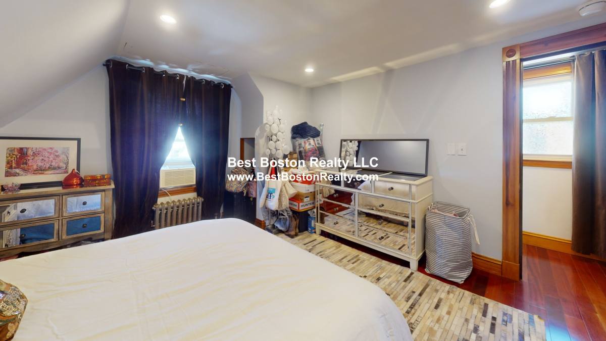 Apartment for rent at 18 Nashua St #2, Somerville, MA 02143