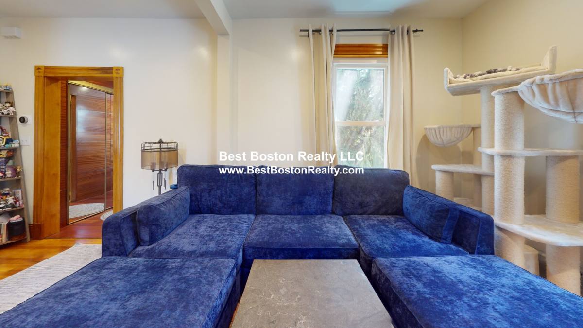 Apartment for rent at 18 Nashua St #2, Somerville, MA 02143