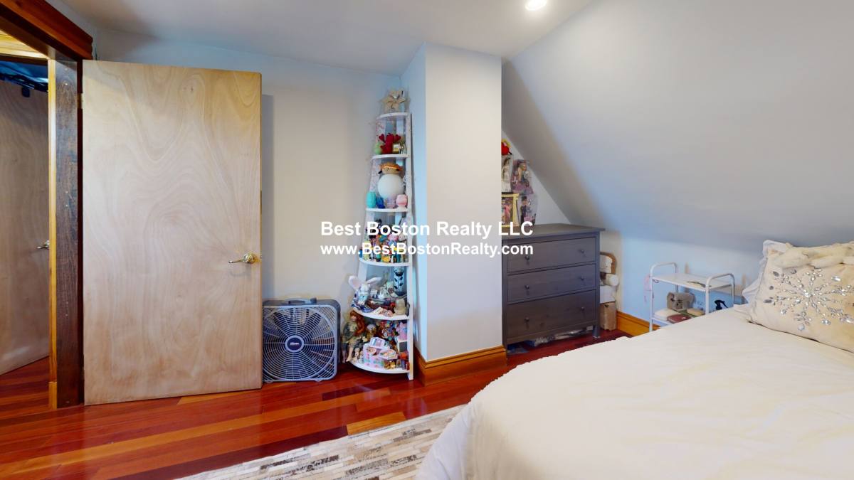 Apartment for rent at 18 Nashua St #2, Somerville, MA 02143