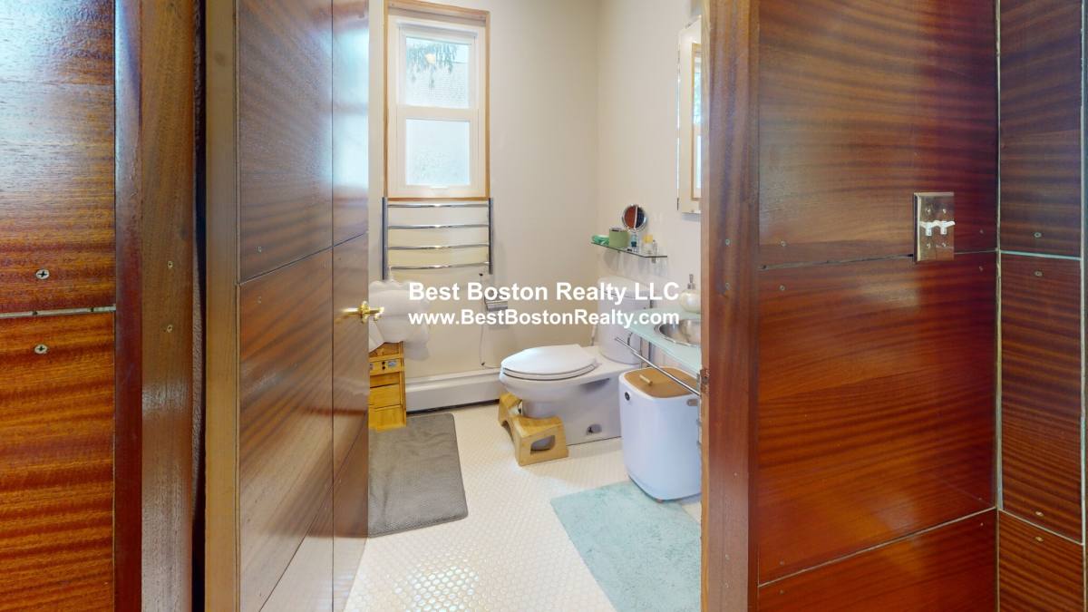 Apartment for rent at 18 Nashua St #2, Somerville, MA 02143
