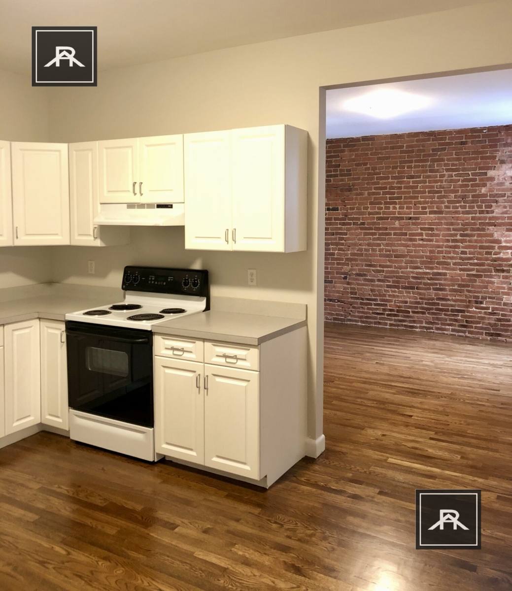 Apartment for rent at 13 Stearns Rd #4, Brookline, MA 02446