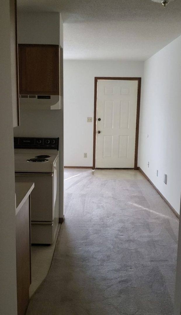 Apartment for rent at 100-219 Amador Ave, Jefferson City, MO 65109