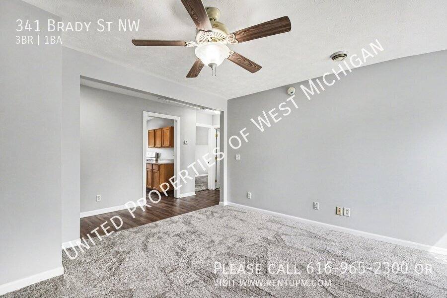 Apartment for rent at 341 Brady St NW, Comstock Park, MI 49321