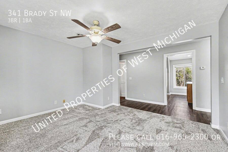 Apartment for rent at 341 Brady St NW, Comstock Park, MI 49321