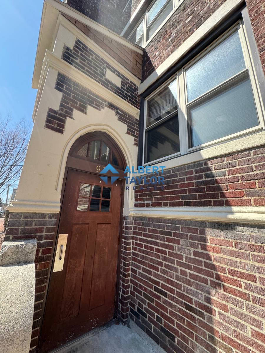 Apartment for rent at 97 Hancock St #4, Cambridge, MA 02139