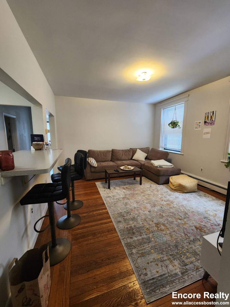 Apartment for rent at 11 Stearns Rd #4, Brookline, MA 02446