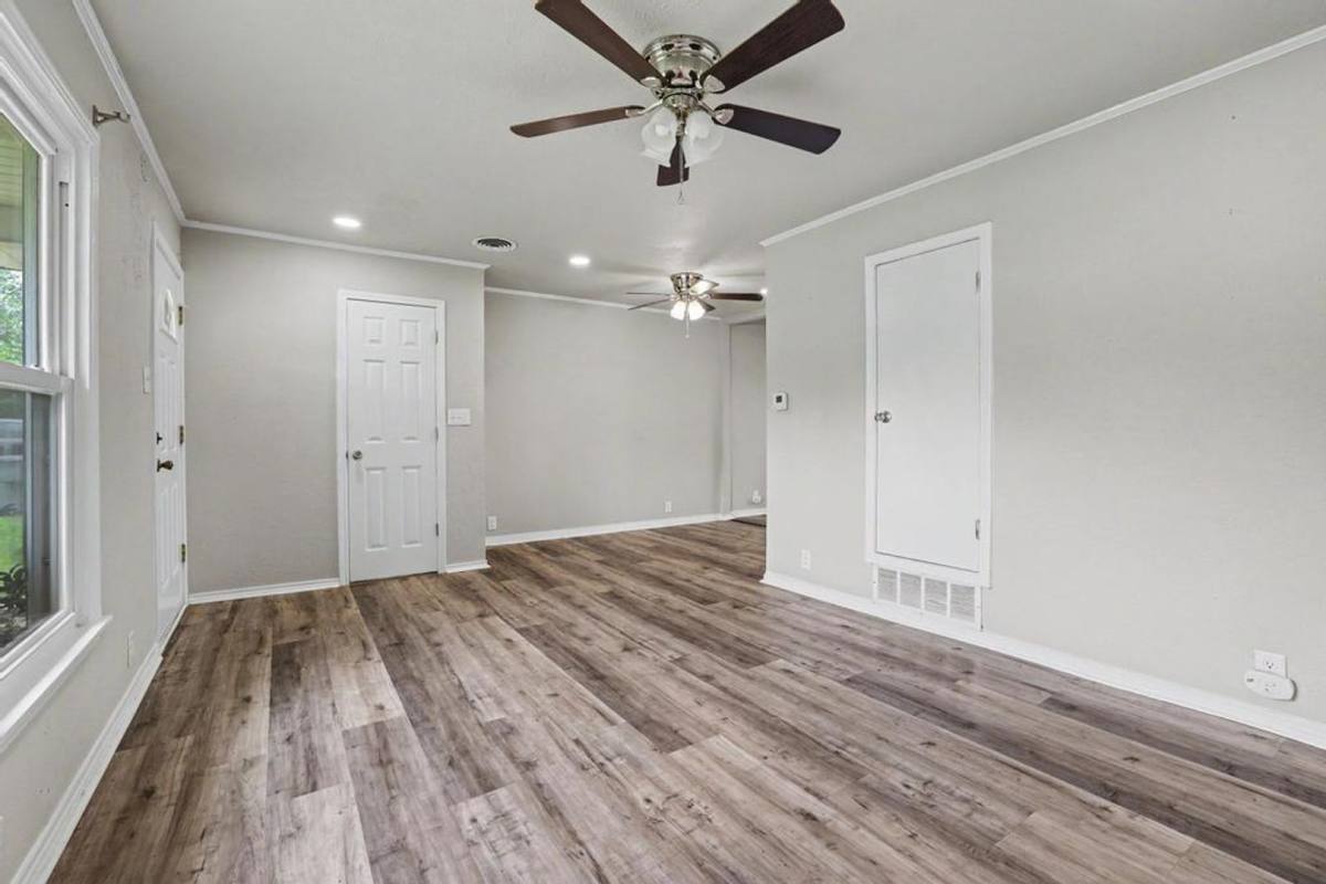House for rent at 2407 N Shannon St, Sherman, TX 75092