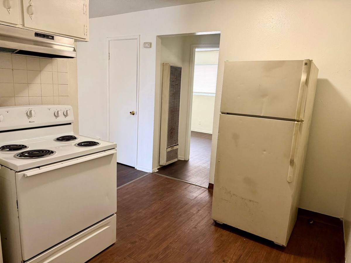 Apartment for rent at 489 S Backer, Fresno, CA 93702