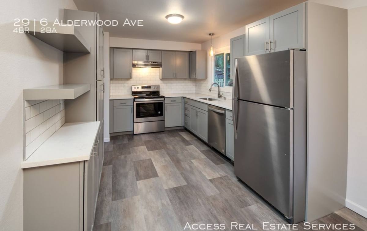 House for rent at 2916 Alderwood Ave, Bellingham, WA 98225
