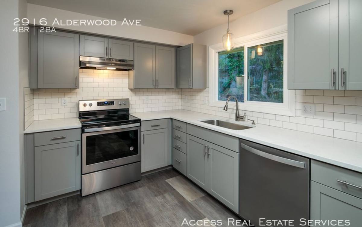 House for rent at 2916 Alderwood Ave, Bellingham, WA 98225