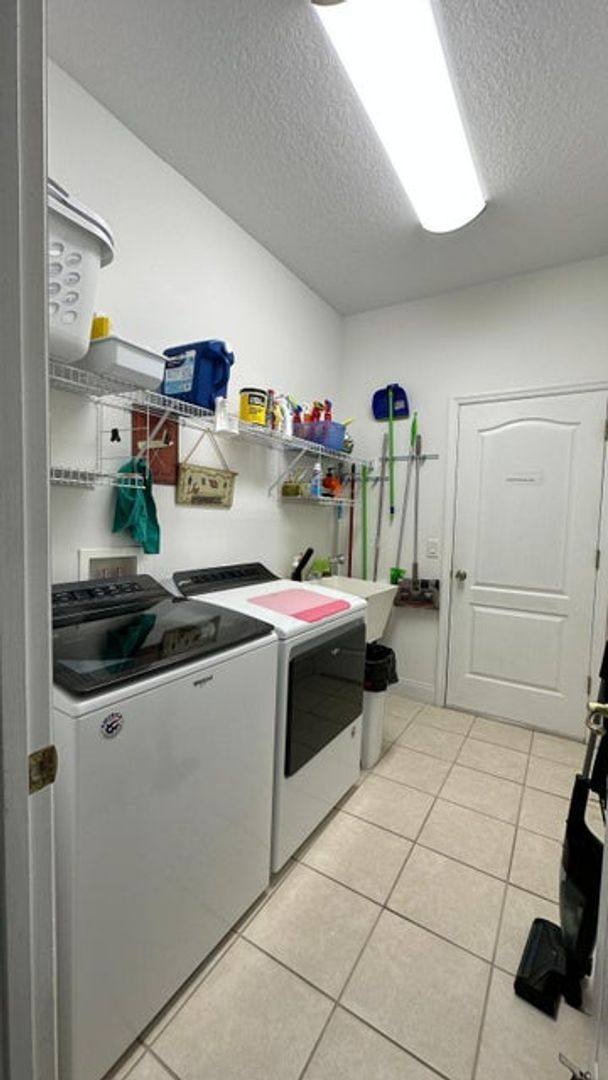 House for rent at 412 Waterside Circle, Titusville, FL 32780
