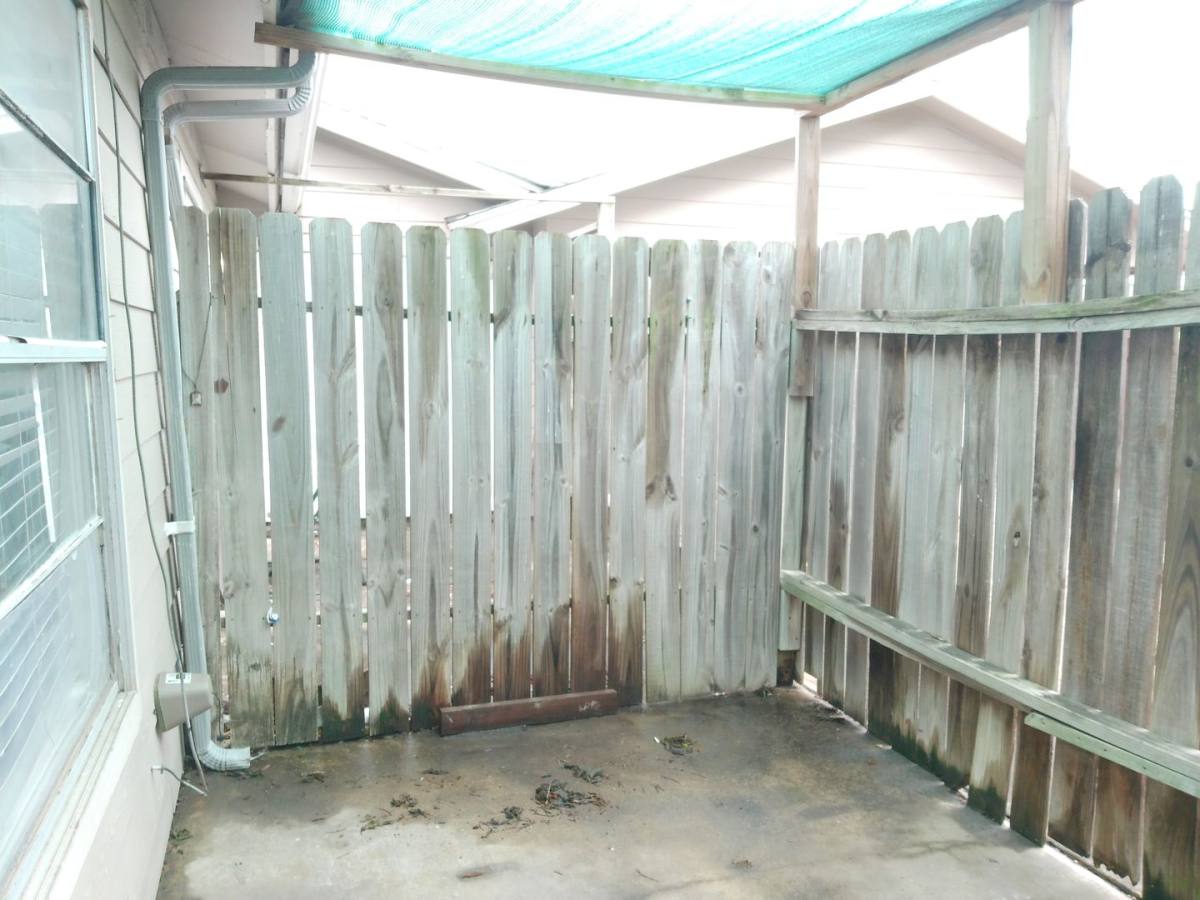 Townhouse for rent at 5723 Crestmore Dr, Corpus Christi, TX 78415