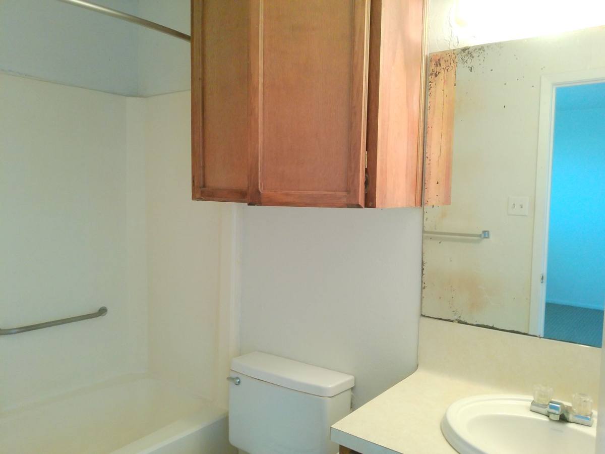 Townhouse for rent at 5723 Crestmore Dr, Corpus Christi, TX 78415
