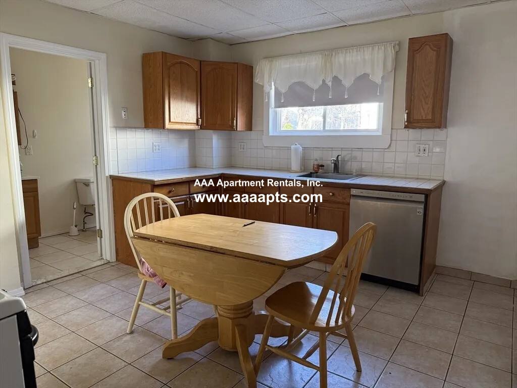 Apartment for rent at 66 Cottage St #1, Everett, MA 02149