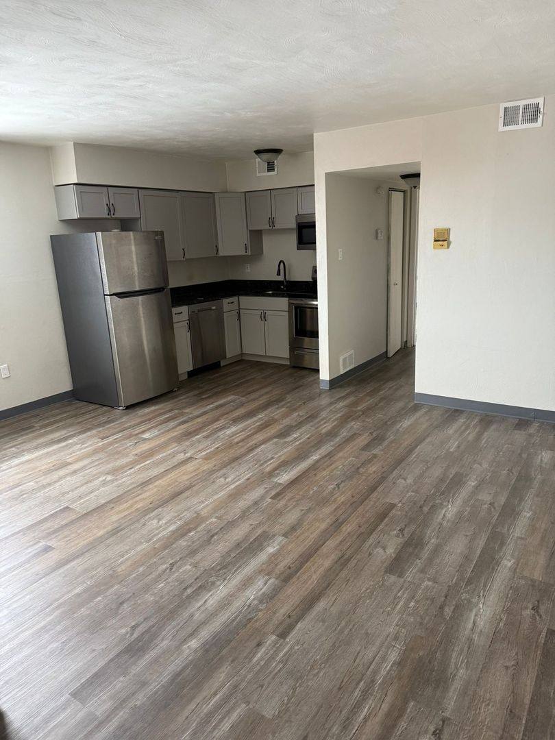 Apartment for rent at 462 S Ave, Verona, PA 15147