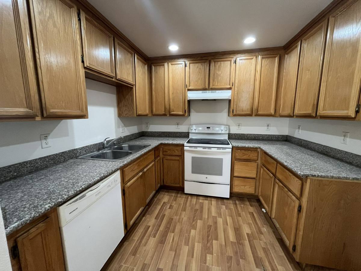 Apartment for rent at 1138 N Ave, Sacramento, CA 95838