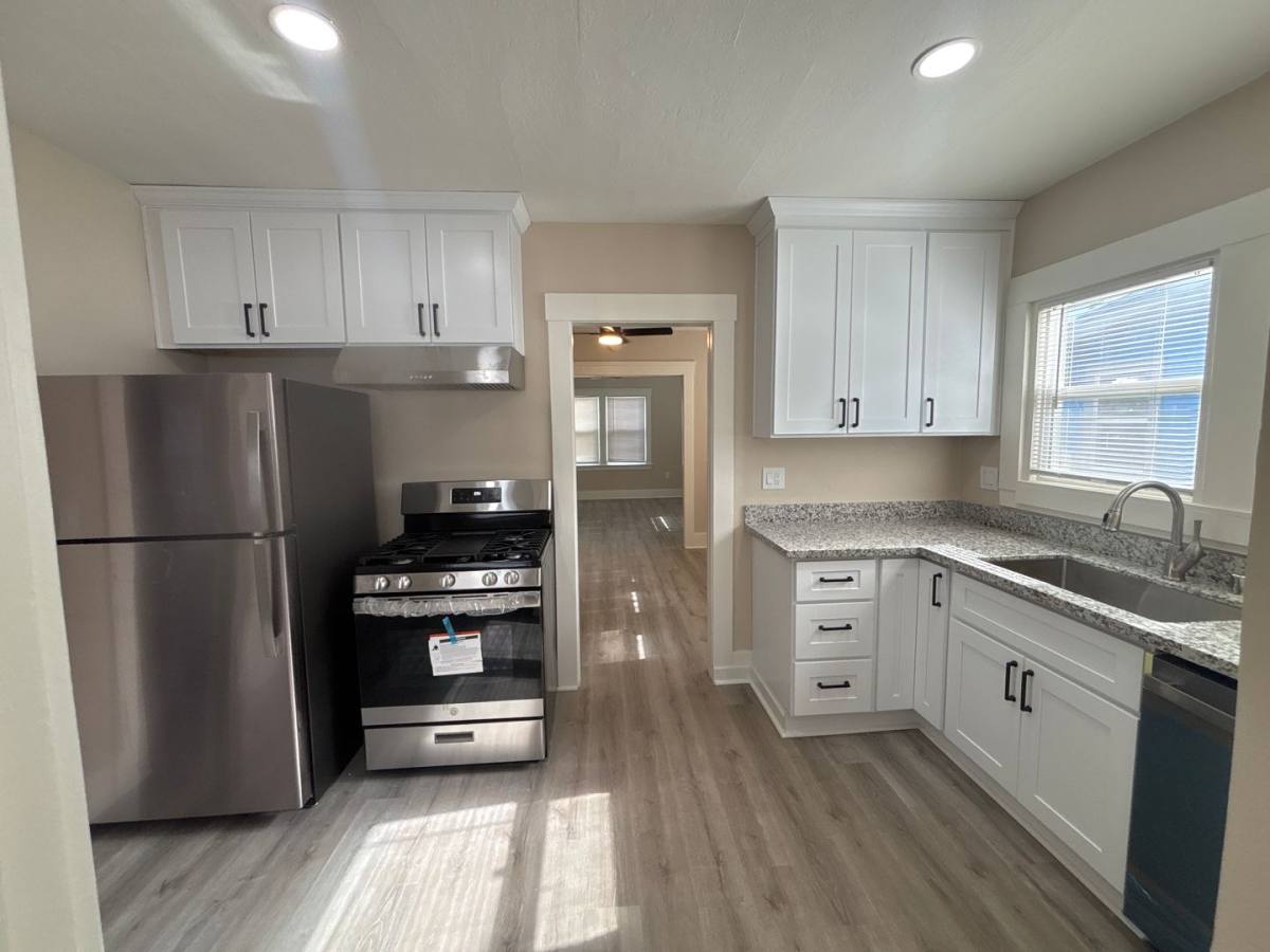 House for rent at 706 E 12th, Pittsburg, CA 94565