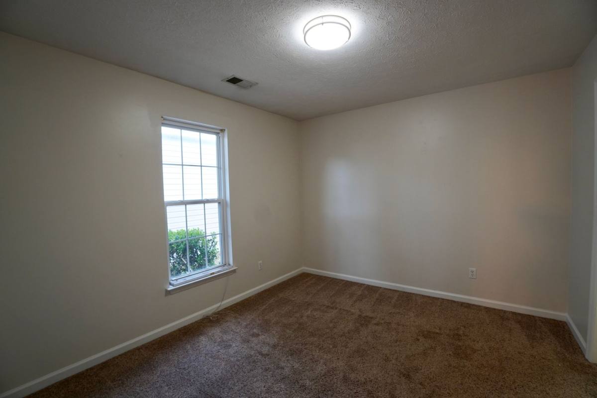 House for rent at 131 Lake Chateau Dr, Hermitage, TN 37076