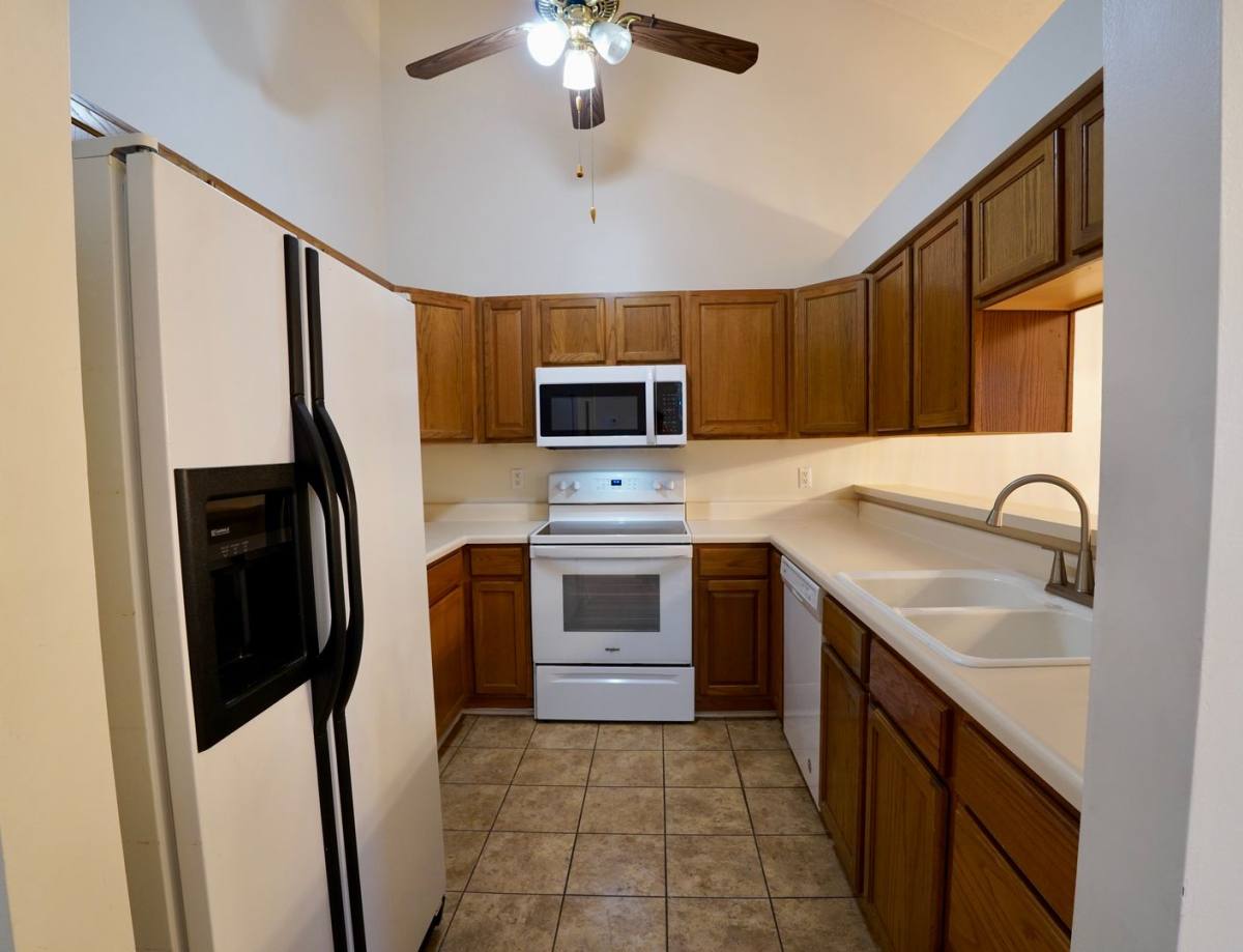 House for rent at 131 Lake Chateau Dr, Hermitage, TN 37076