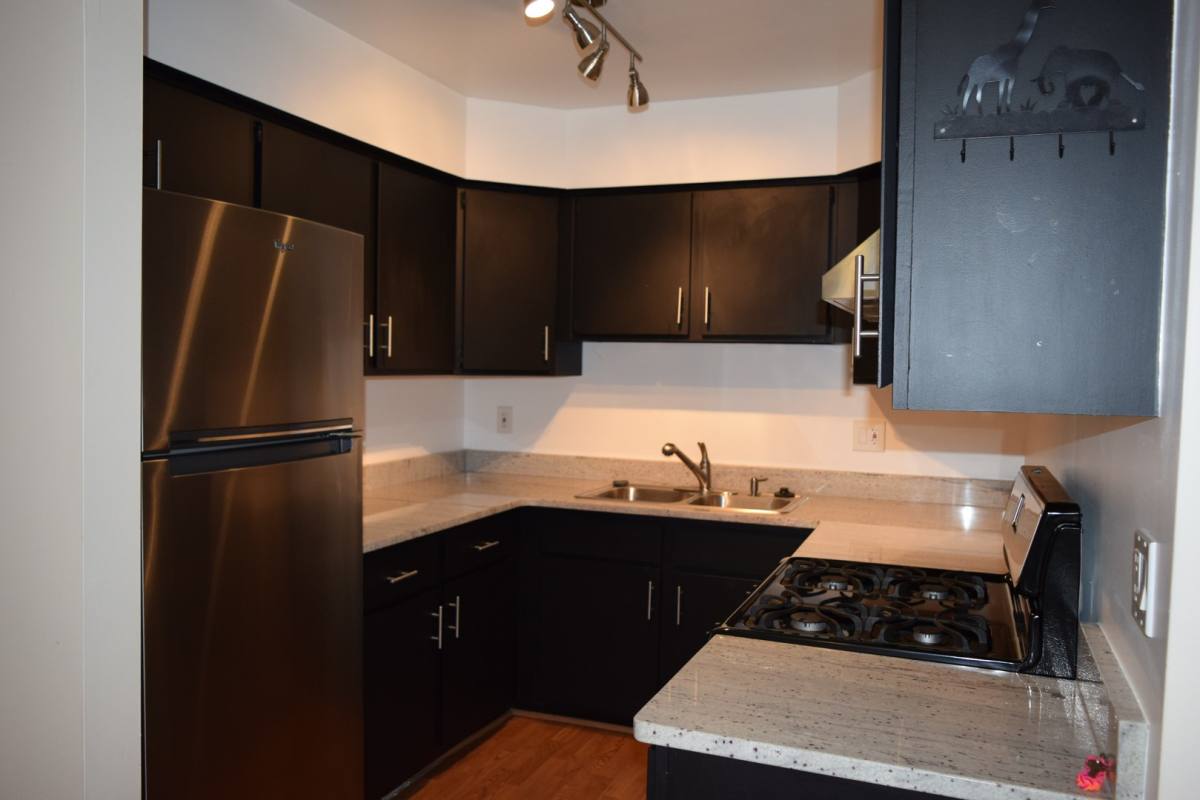 Condo for rent at 37373 Clubhouse Dr, Sterling Heights, MI 48312