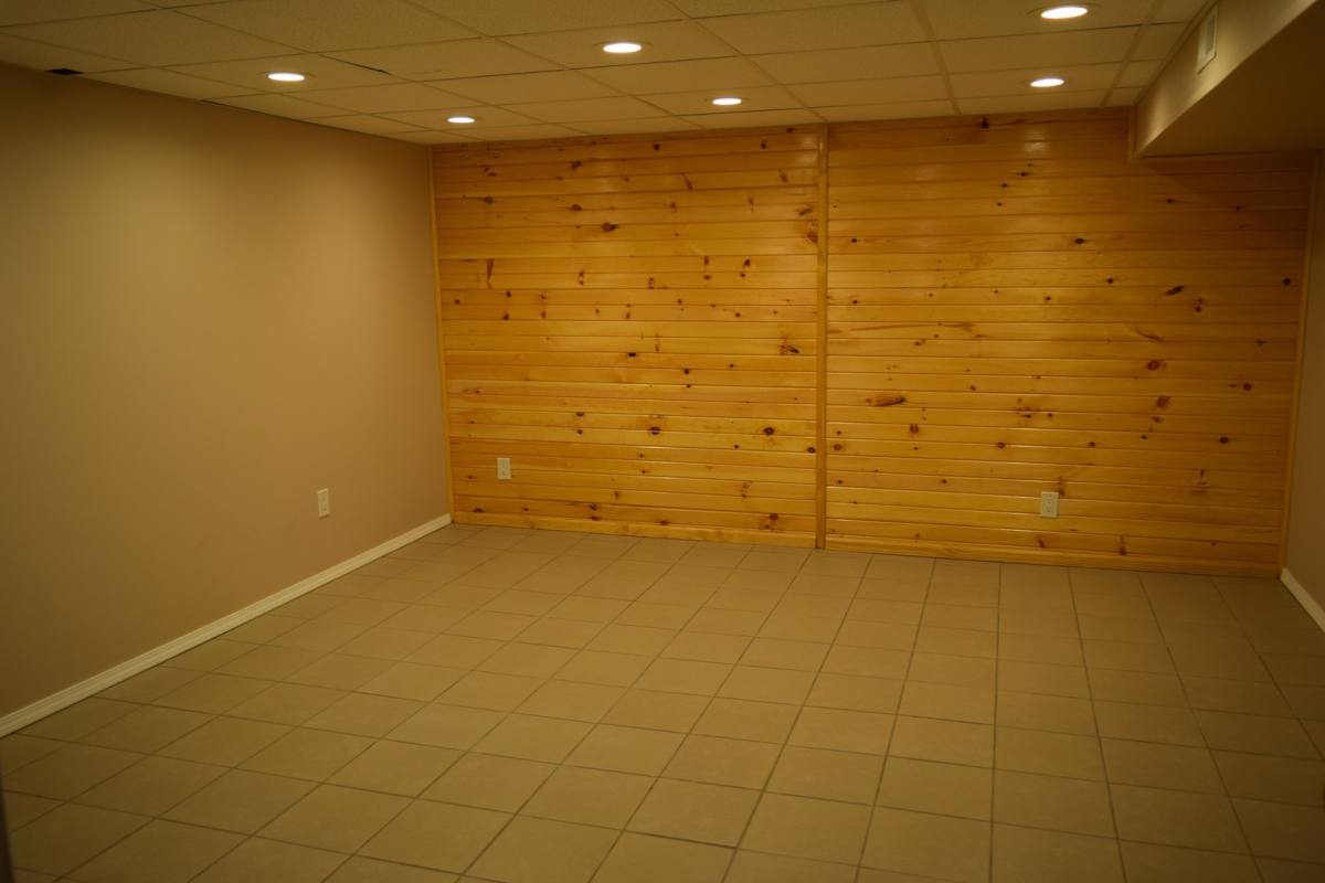 Condo for rent at 37373 Clubhouse Dr, Sterling Heights, MI 48312