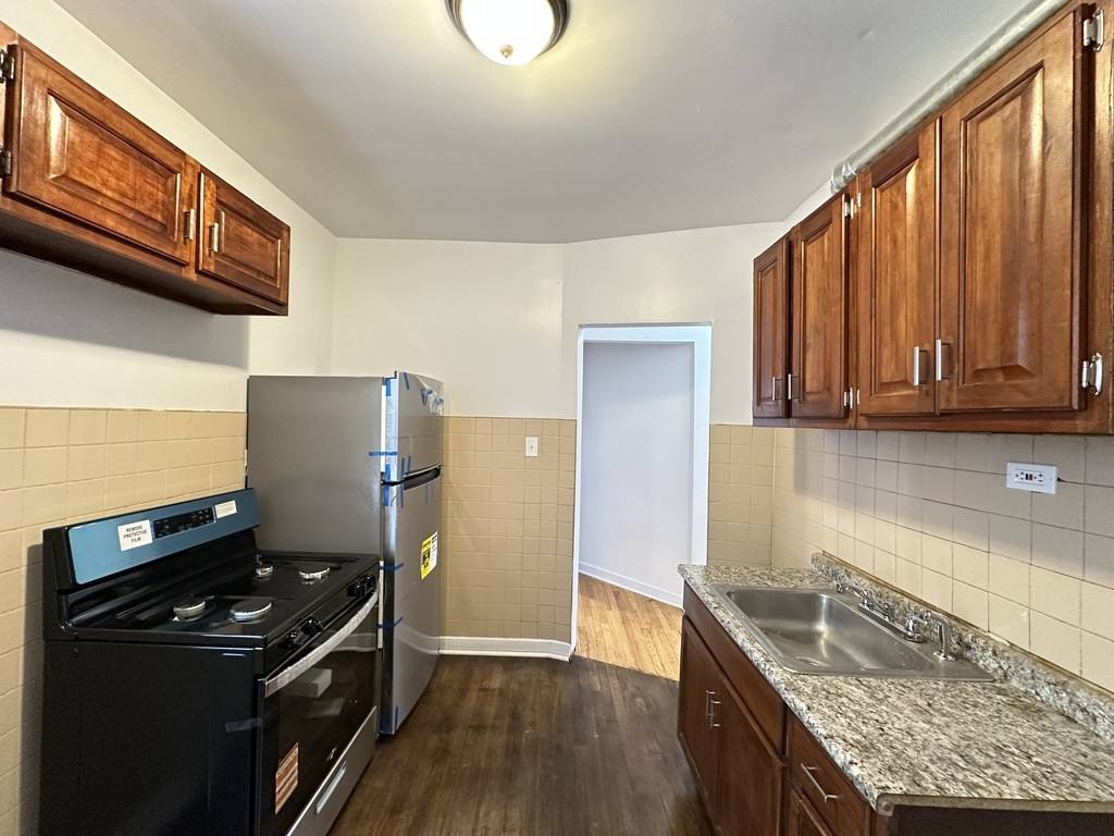 Apartment for rent at 7147 Constance #WA9, Chicago, IL 60649