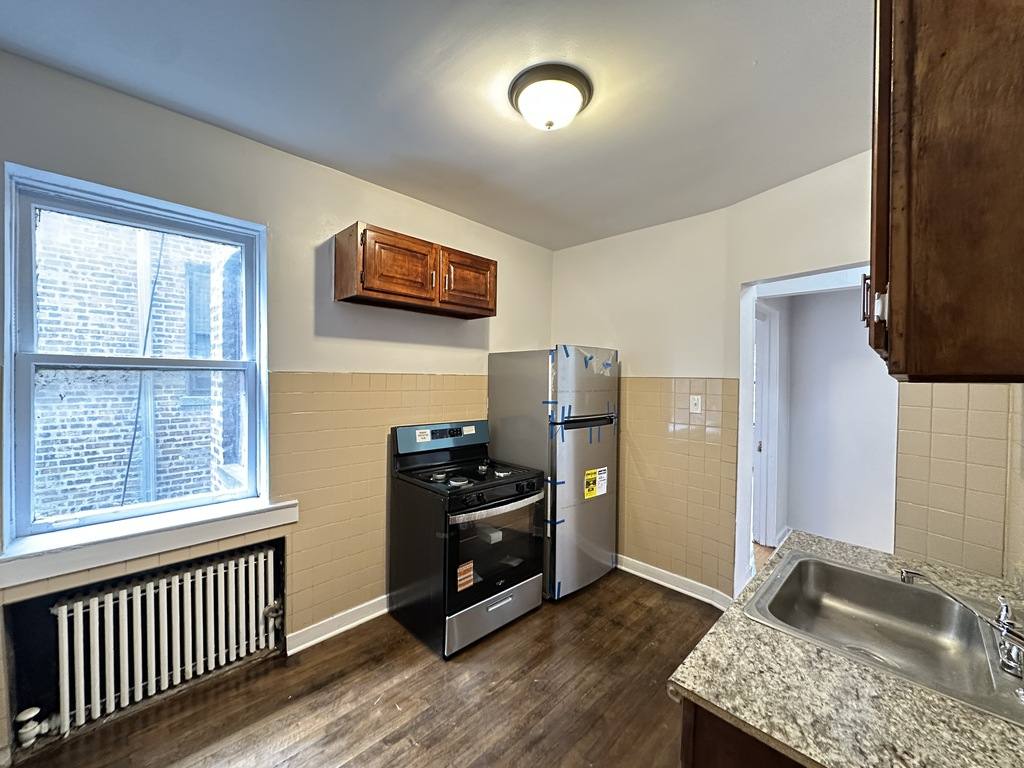 Apartment for rent at 7149 Constance #W4, Chicago, IL 60649