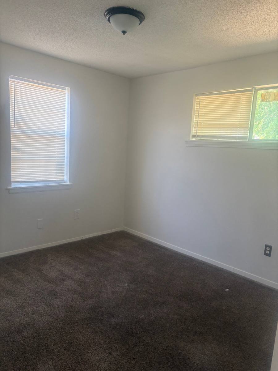 Apartment for rent at 2565 Peres Ave, Memphis, TN 38108