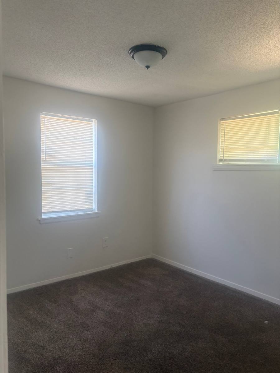 Apartment for rent at 2565 Peres Ave, Memphis, TN 38108