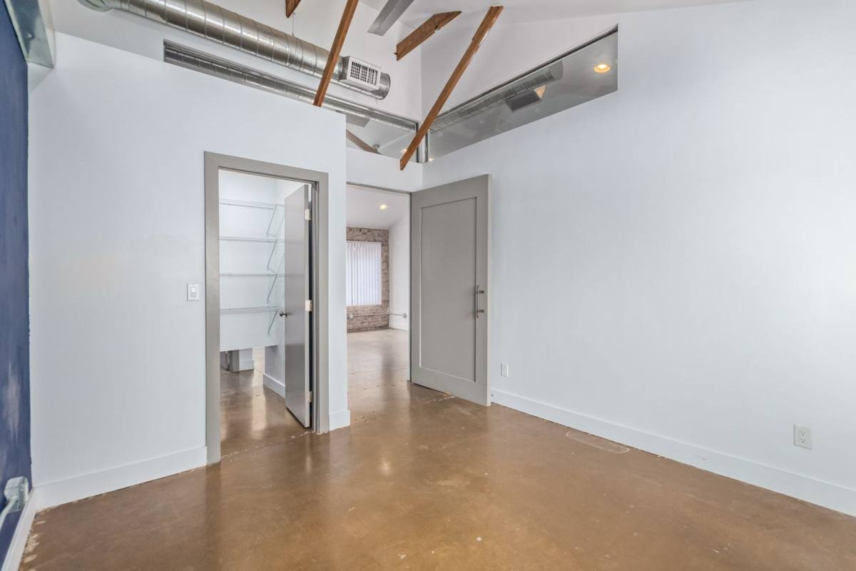 Apartment for rent at 1810 N 16th St, Phoenix, AZ 85006