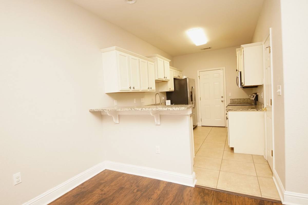 Townhouse for rent at 125 Farrah Ave, Niceville, FL 32578