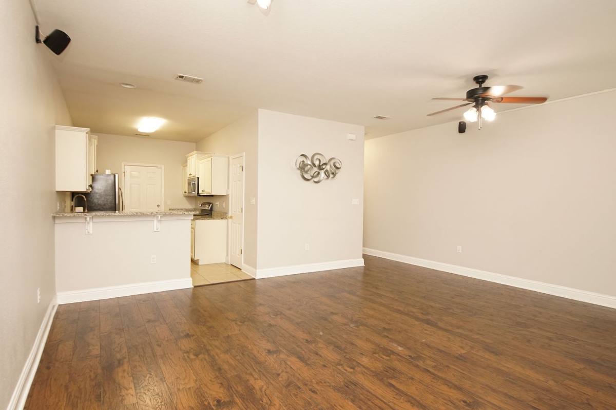 Townhouse for rent at 125 Farrah Ave, Niceville, FL 32578