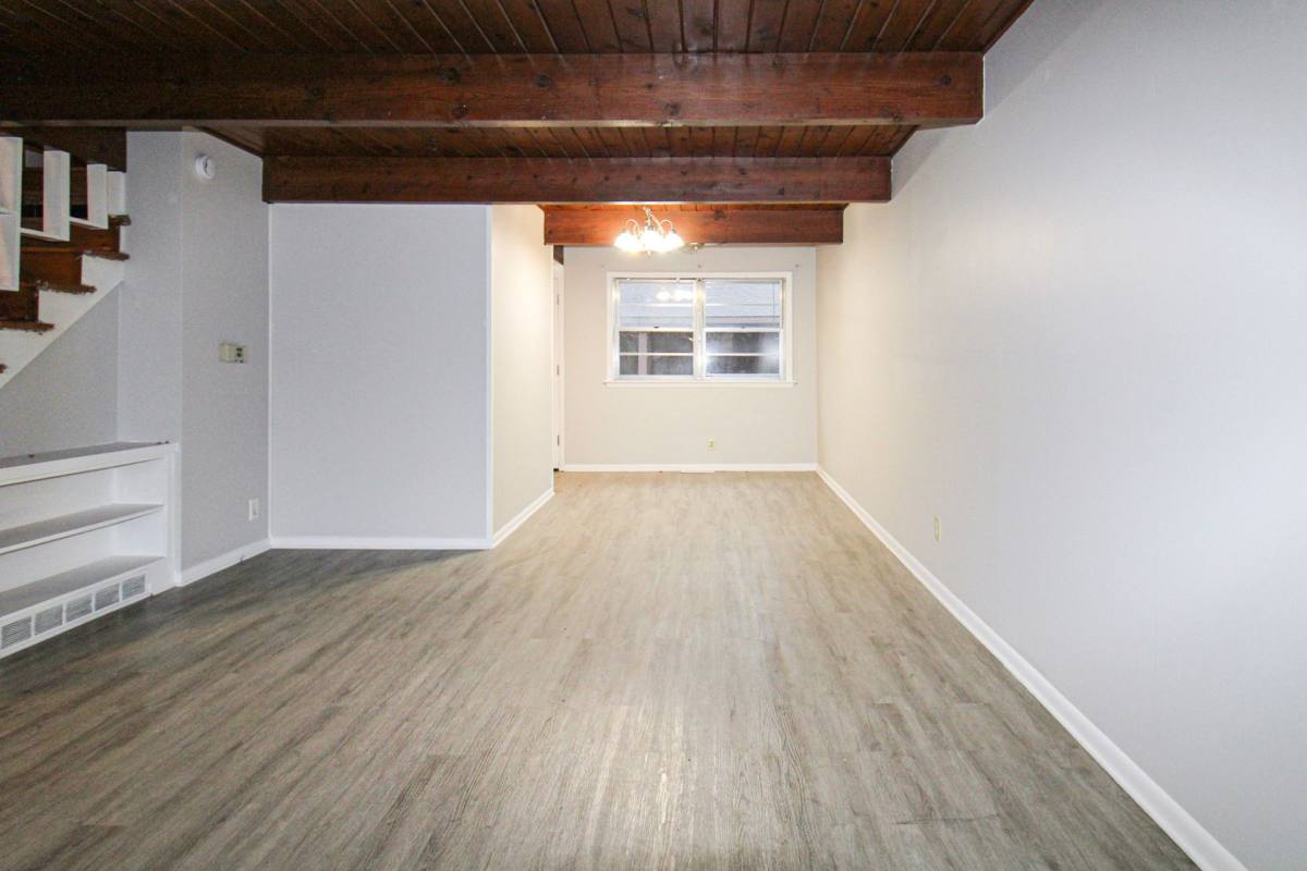 Apartment for rent at 912 Maybelle NE, Grand Rapids, MI 49503