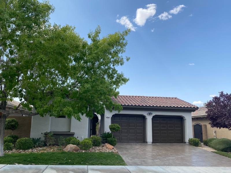 House for rent at 43 Braelinn Dr, Henderson, NV 89052