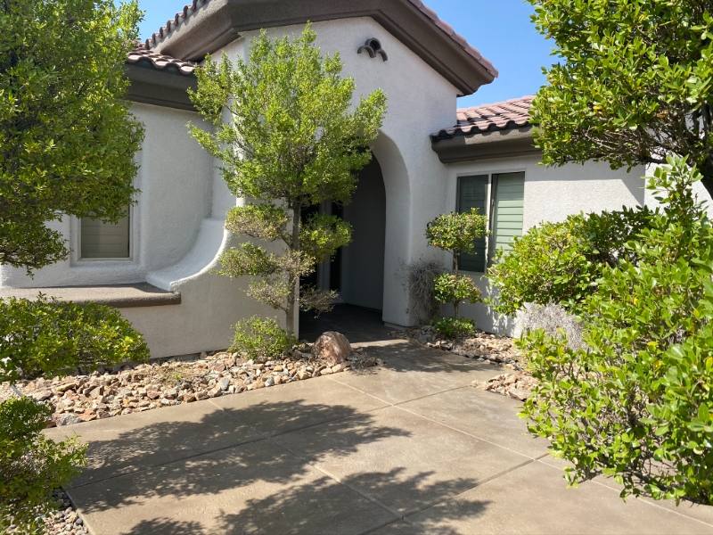 House for rent at 43 Braelinn Dr, Henderson, NV 89052
