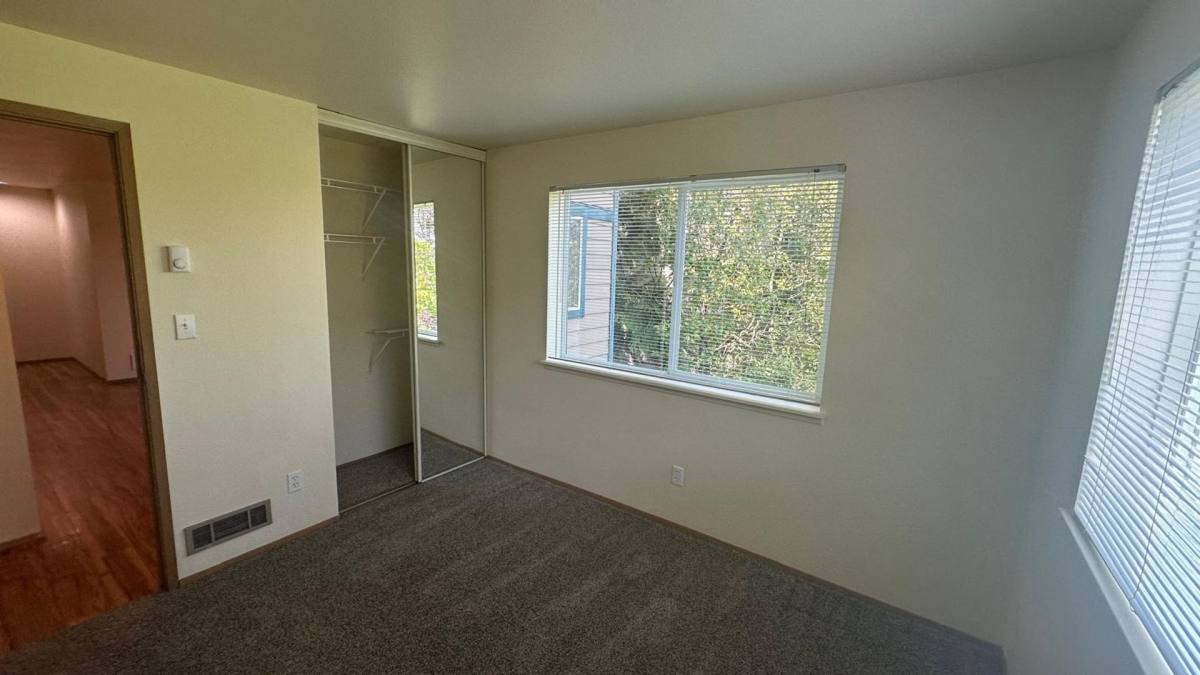 Apartment for rent at 3210 SW Avalon Way, Seattle, WA 98126