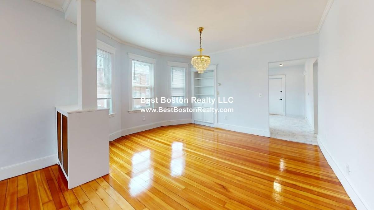 House for rent at 274 Belgrade Ave #2, Roslindale, MA 02131