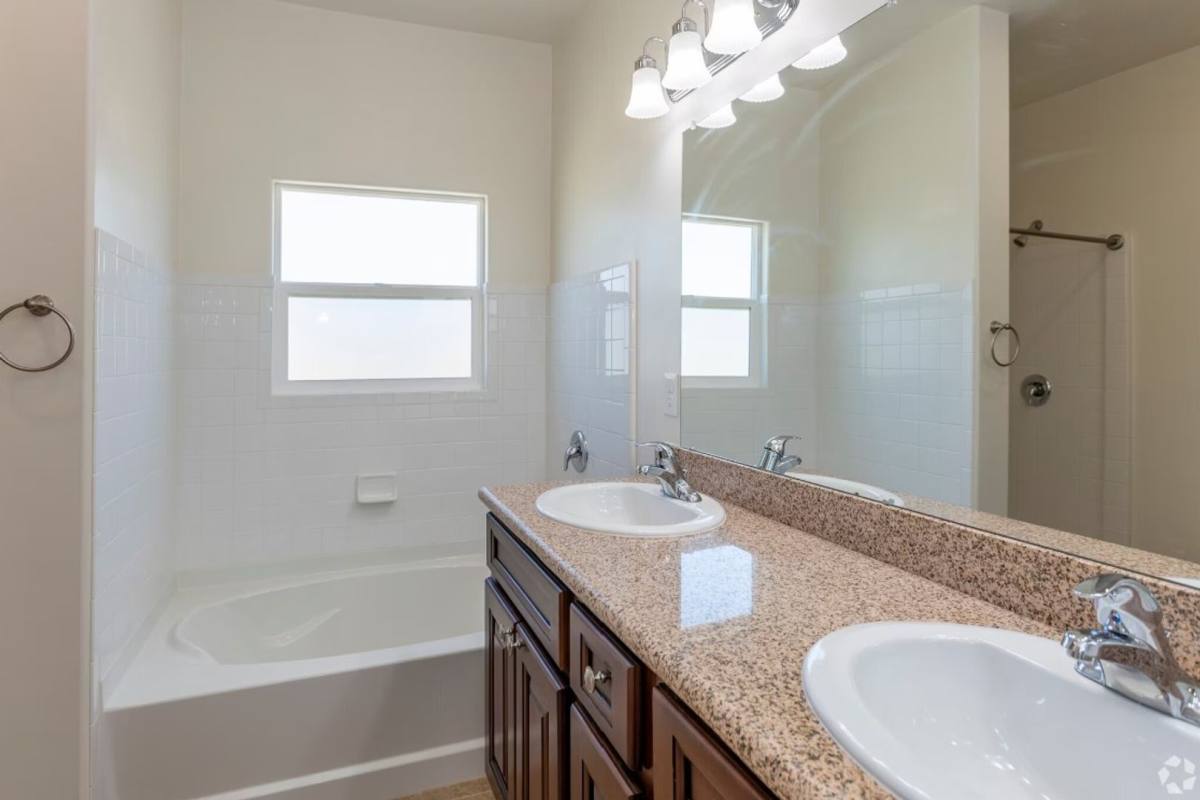 Apartment for rent at 4880 Maple Ave, La Mesa, CA 91942