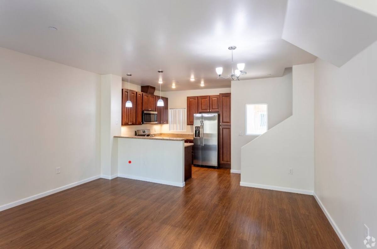 Apartment for rent at 4880 Maple Ave, La Mesa, CA 91942