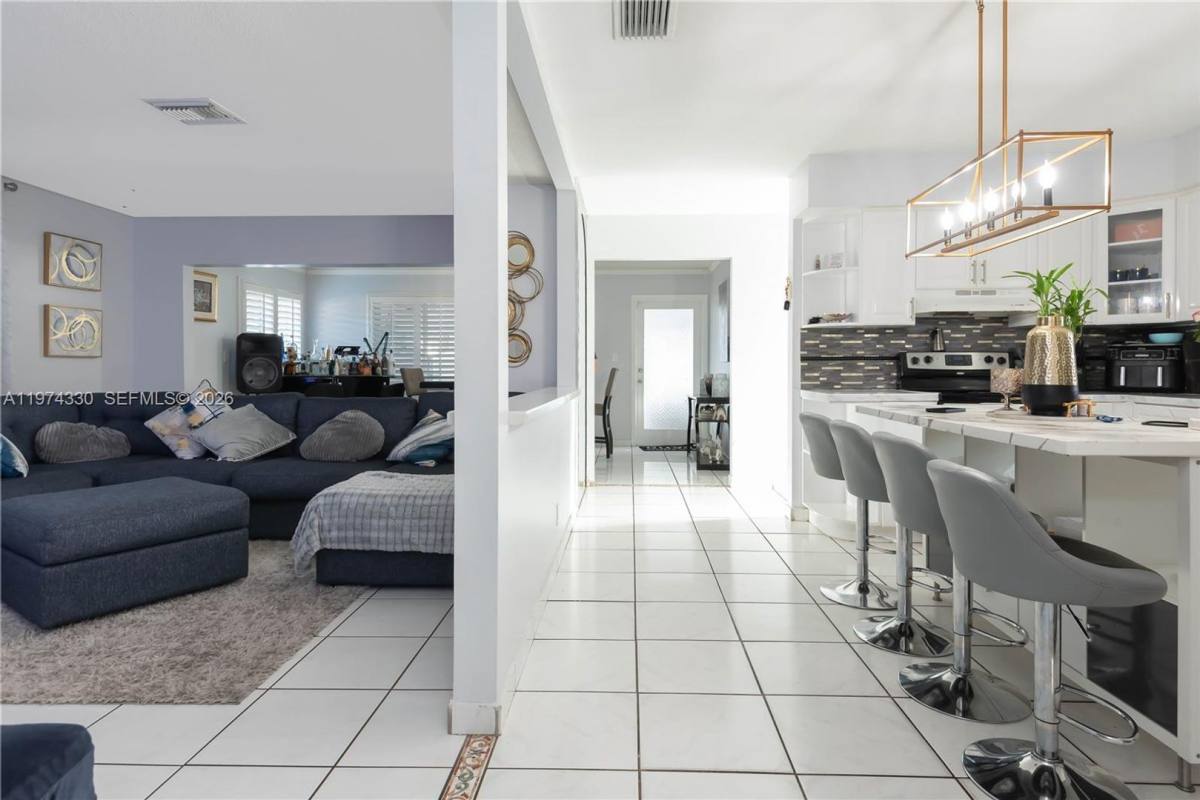 House for rent at 5640 Hayes St, Hollywood, FL 33021