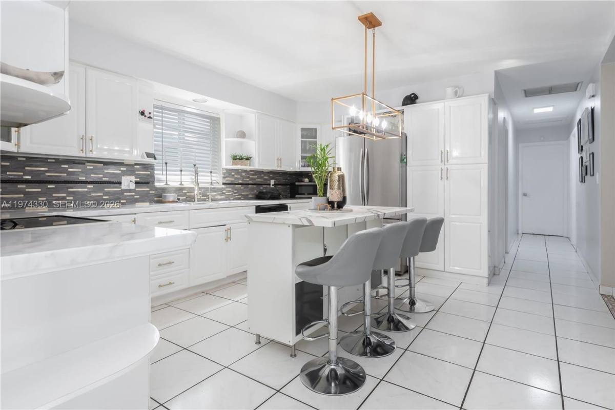 House for rent at 5640 Hayes St, Hollywood, FL 33021